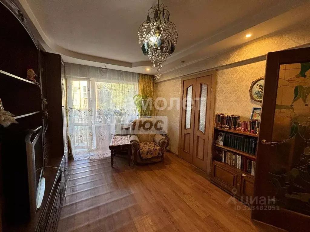 3-к кв. Омская область, Омск Заозерный мкр, ул. Глинки, 4Б (59.0 м) - Фото 2