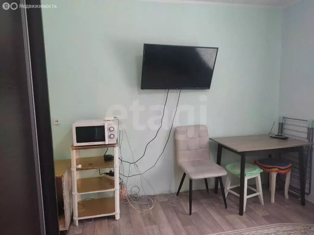 1-комнатная квартира: Ижевск, улица Коммунаров, 355 (18.5 м) - Фото 1