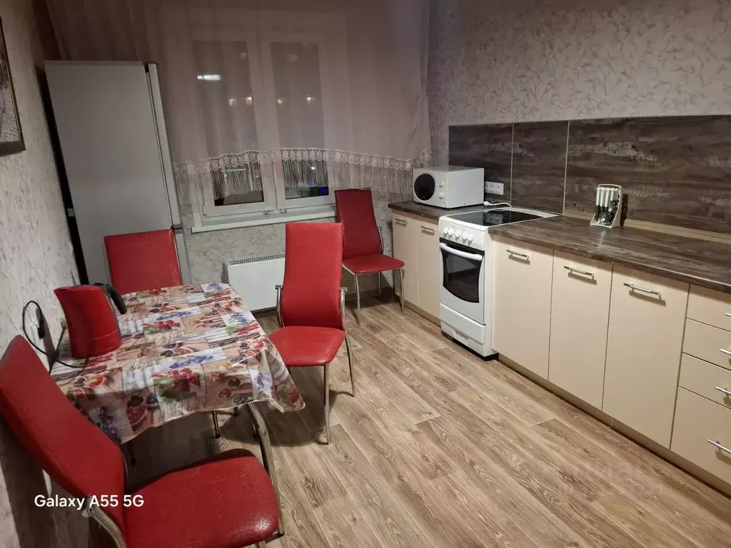 2-к кв. Красноярский край, Красноярск ул. Дубровинского, 110Б (65.0 м) - Фото 1