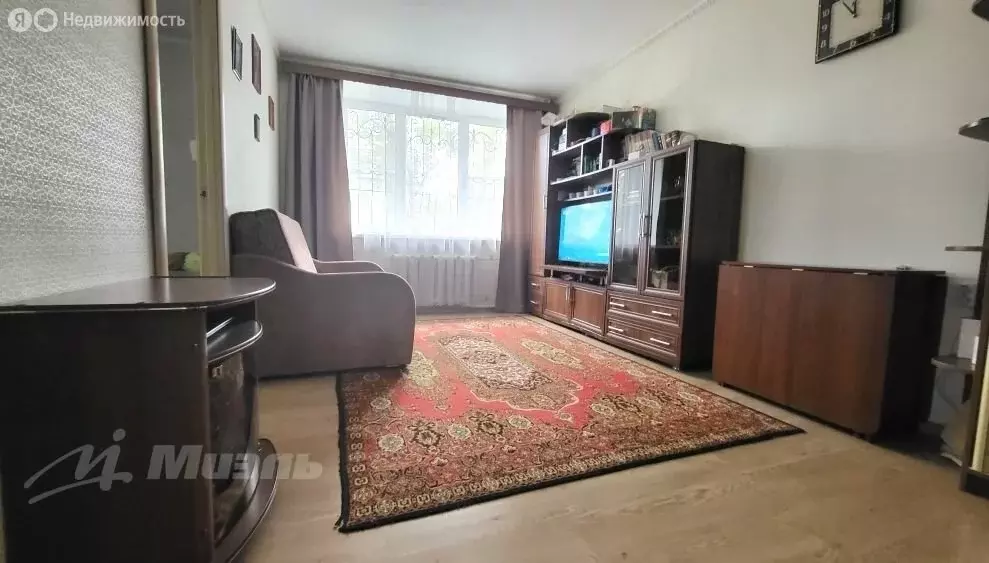 3-комнатная квартира: Люберцы, улица Кирова, 41 (43.5 м) - Фото 1