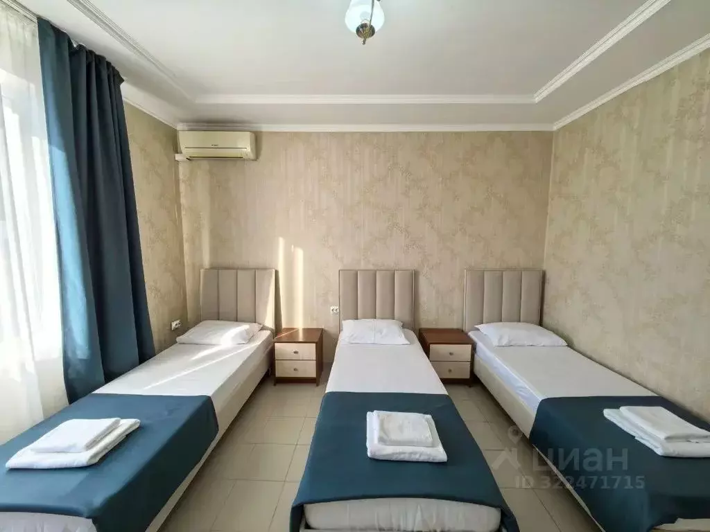 Комната Краснодарский край, Геленджик Средняя ул., 1 - Фото 2