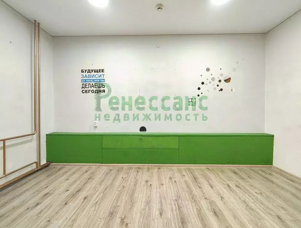 Офис в Брянская область, Брянск ул. Калинина, 88 (17 м) - Фото 1