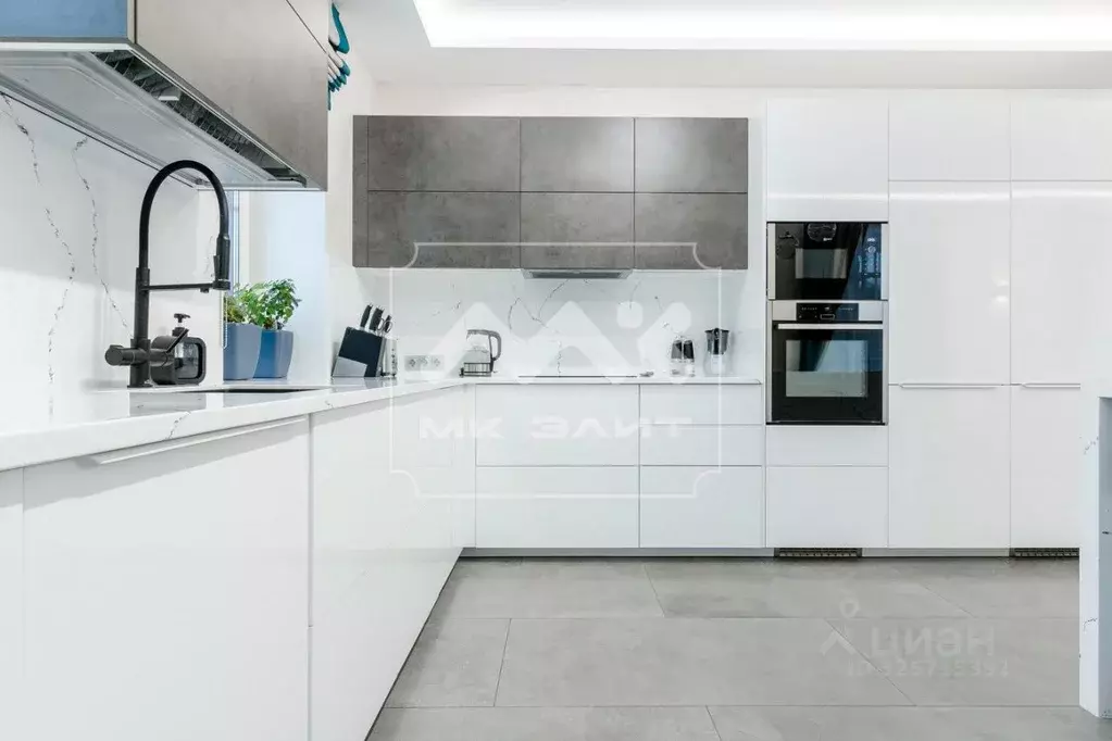 Дом в Ленинградская область, Выборгский район, Первомайское с/пос, ... - Фото 1