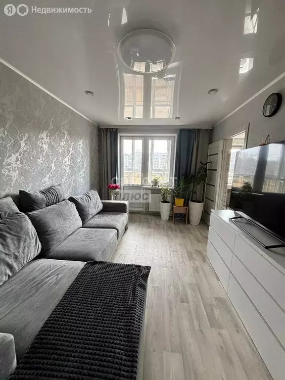 1-комнатная квартира: посёлок городского типа Медведево, улица Дмитрия ... - Фото 1