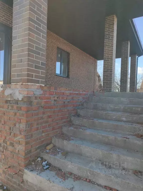 Дом в Ростовская область, Новочеркасск Персиановская ул. (190 м) - Фото 1