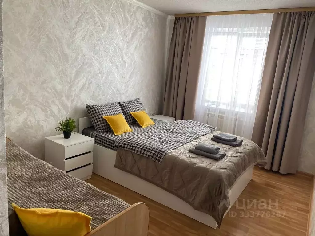 2-к кв. Башкортостан, Учалы ул. Ленина, 48А (55.0 м) - Фото 1