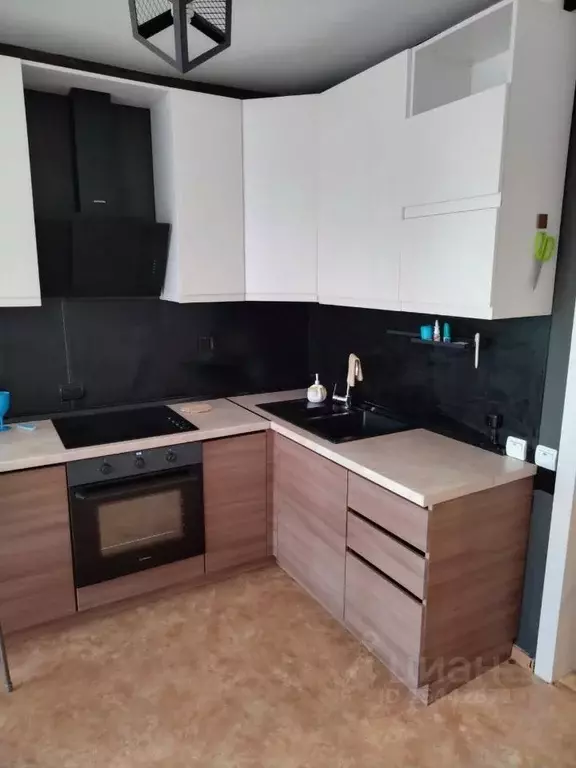 Студия Красноярский край, Красноярск Лесопарковая ул., 25 (32.0 м) - Фото 1