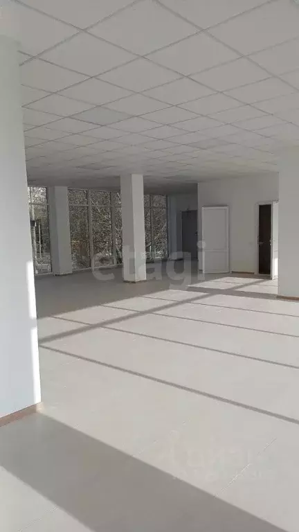 Помещение свободного назначения в Крым, Симферополь ул. Героев ... - Фото 2