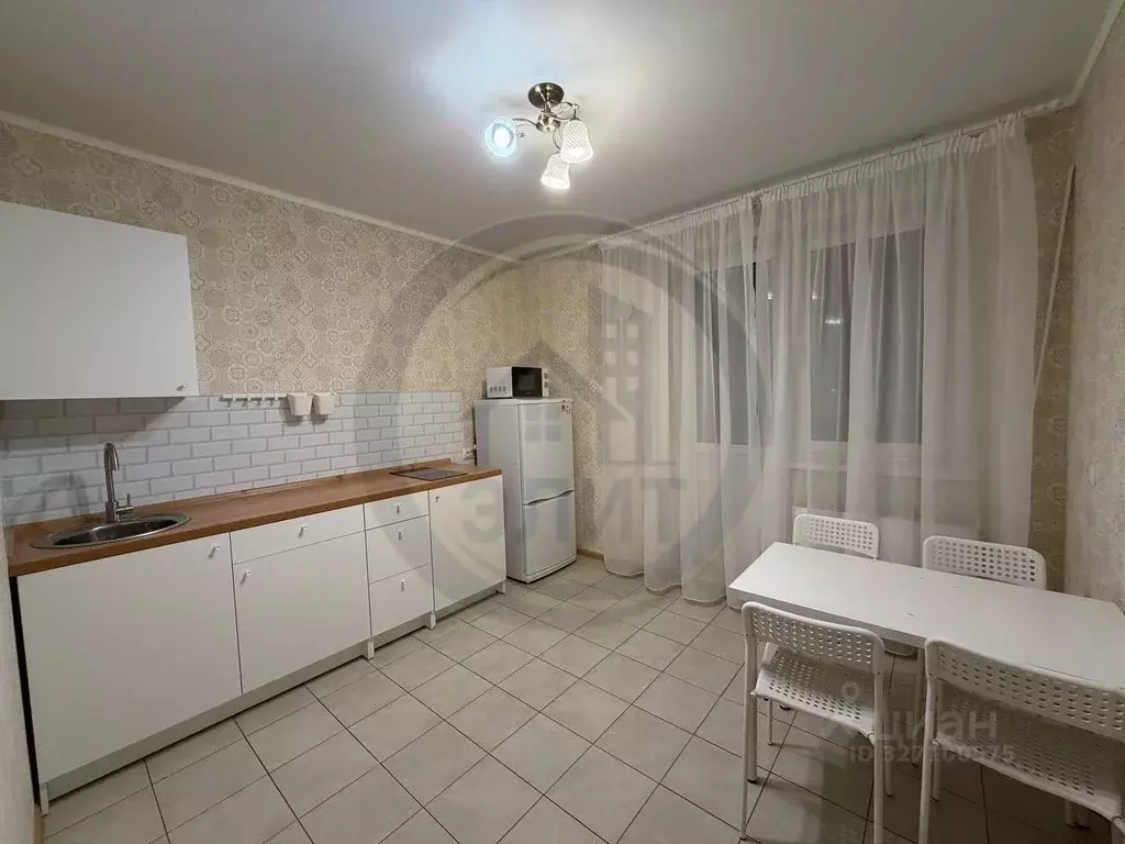 1-к кв. Белгородская область, Старый Оскол Степной мкр, 31 (46.0 м) - Фото 2