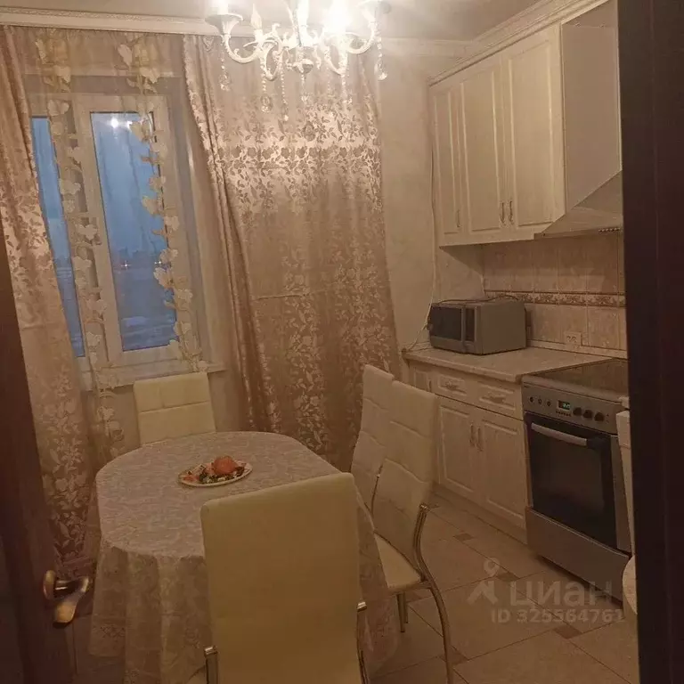 3-к кв. Москва Суздальская ул., 10К1 (77.0 м) - Фото 2