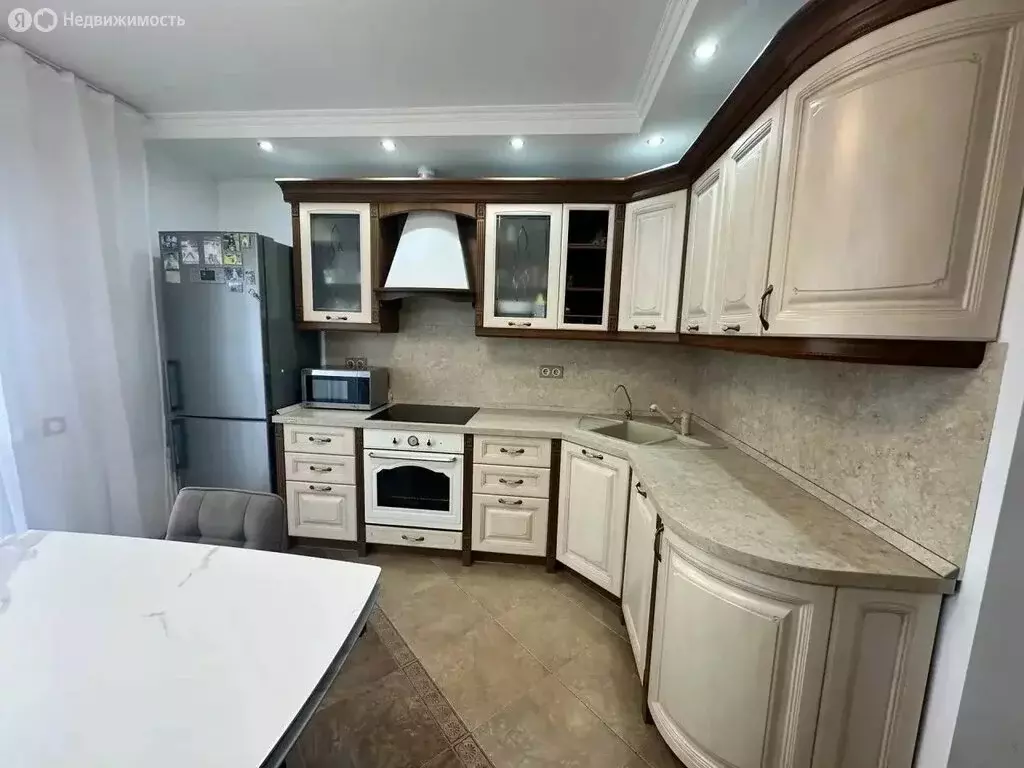 2-комнатная квартира: Тюмень, улица Газовиков, 61 (74.8 м) - Фото 2