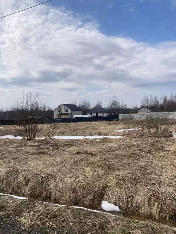 Участок в Московская область, Шаховская муниципальный округ, д. ... - Фото 0