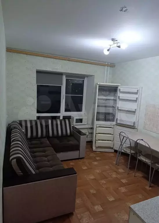 1-к. квартира, 44 м, 4/10 эт. - Фото 1