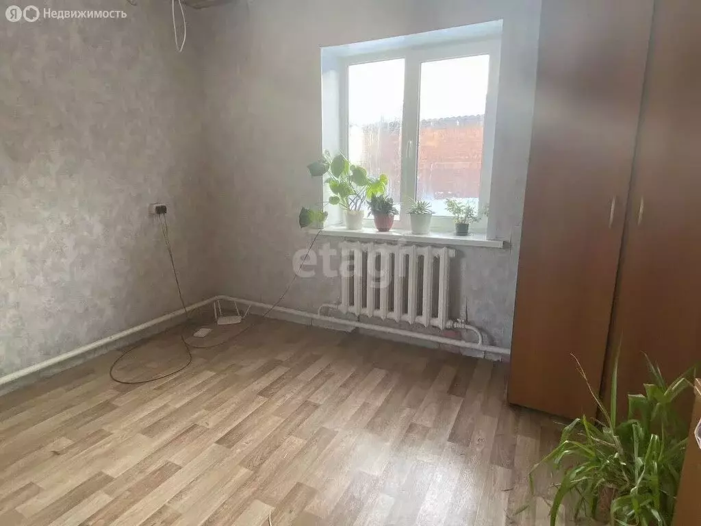 Дом в Кемеровский муниципальный округ, посёлок Новоискитимск, ... - Фото 1