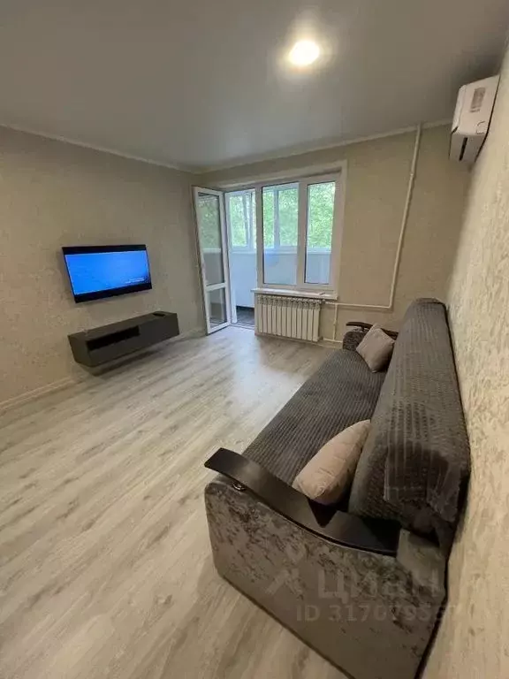 1-к кв. Татарстан, Казань ул. Сафиуллина, 12 (37.0 м) - Фото 2