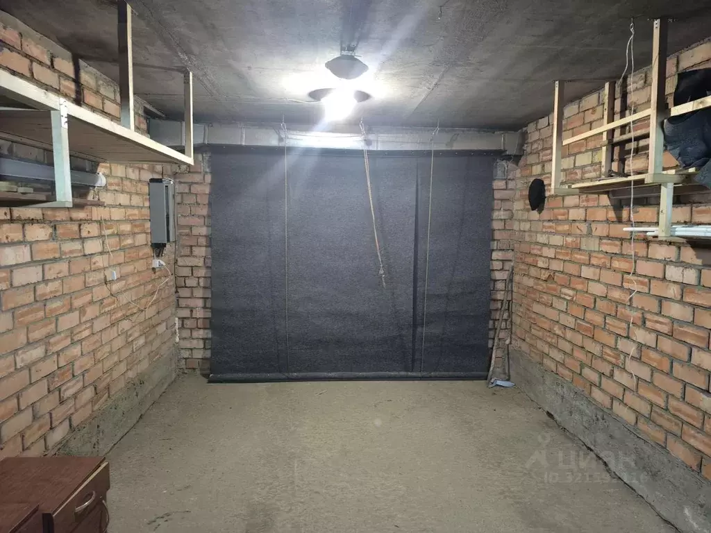 Гараж в Коми, Сыктывкар ул. Морозова, 111/3 (20 м) - Фото 1
