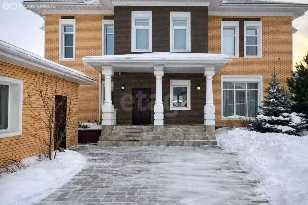 Дом в Красноярск, улица Чистый Лог (341 м) - Фото 1