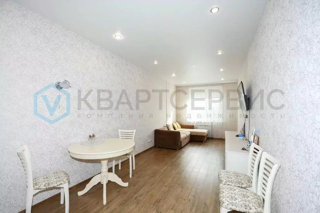 2-к кв. Омская область, Омск ул. Крупской, 13/1 (45.7 м) - Фото 0