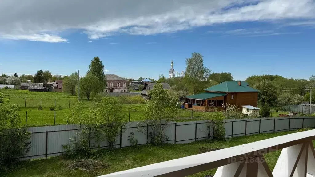 Дом в Ярославская область, Угличский муниципальный округ, с. Заозерье ... - Фото 1