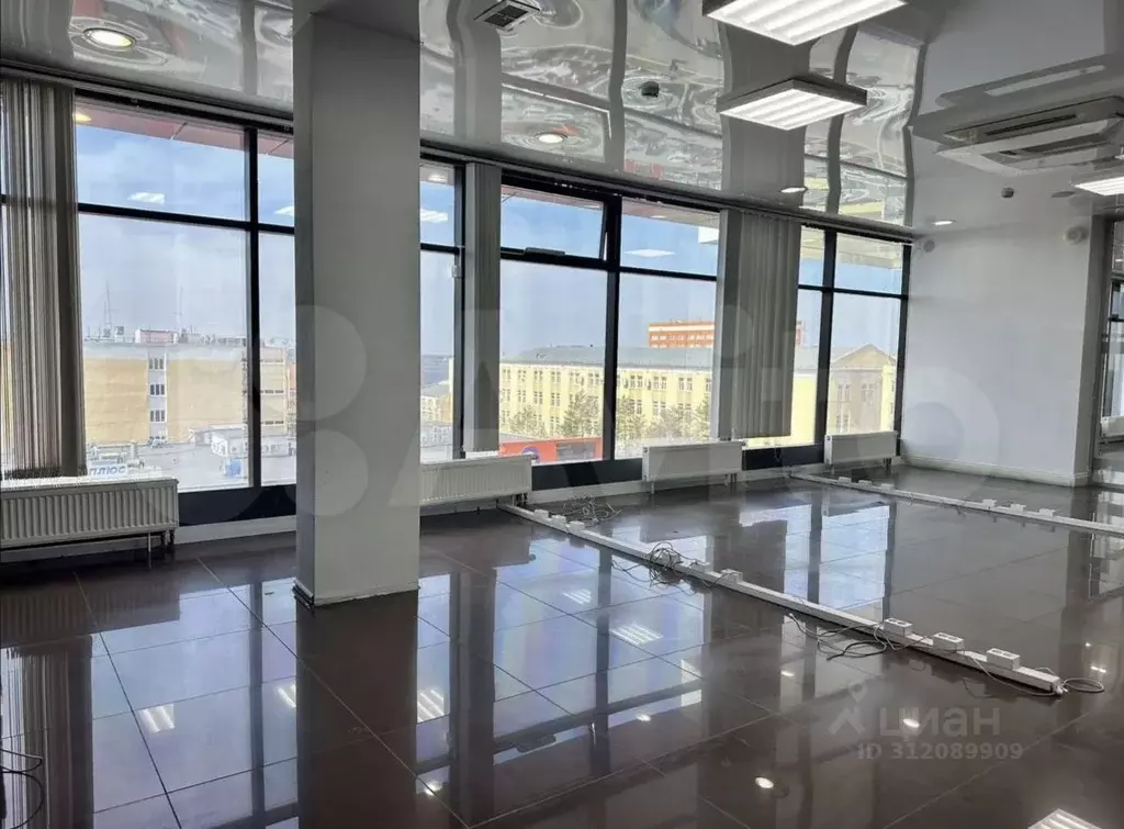 Офис в Удмуртия, Ижевск ул. Карла Маркса, 218 (148 м) - Фото 1