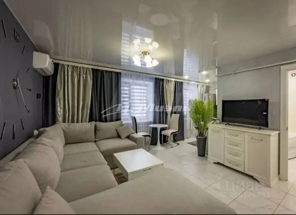 2-к кв. Крым, Симферополь ул. Киевская, 163 (51.2 м) - Фото 0