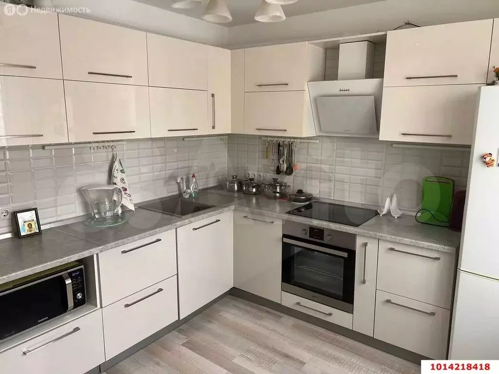 2-комнатная квартира: Краснодар, Черкасская улица, 60 (59 м) - Фото 0