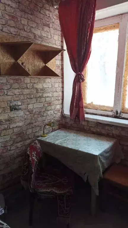 Комната 18,8 м в 3-к., 1/5 эт. - Фото 0
