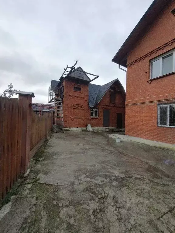 Коттедж в Свердловская область, Екатеринбург муниципальное ... - Фото 1