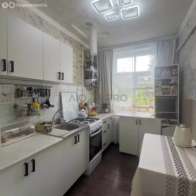 3-комнатная квартира: Воронеж, Краснознамённая улица, 155 (54.6 м) - Фото 1