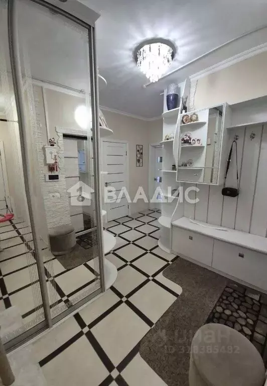 3-к кв. Московская область, Красногорск бул. Космонавтов, 6 (84.0 м) - Фото 0