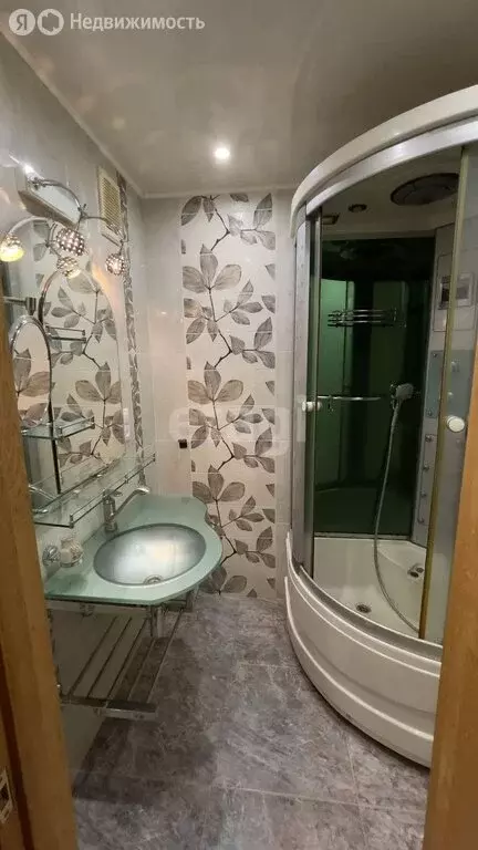 2-комнатная квартира: Хабаровск, улица Лермонтова, 18 (55.1 м) - Фото 1
