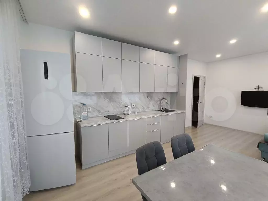 2-к. квартира, 50 м, 18/24 эт. - Фото 0