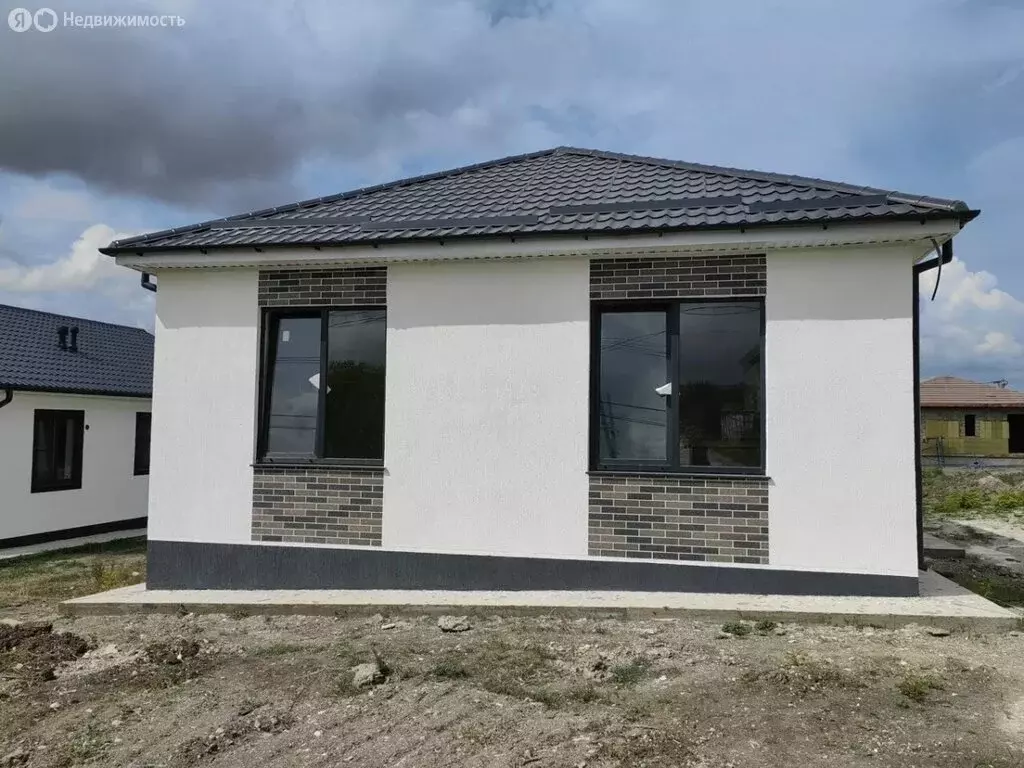 Дом в Пензенский район, Воскресеновский сельсовет (120 м) - Фото 1