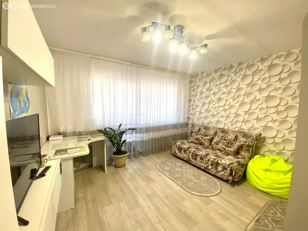 2-комнатная квартира: село Никольское, Юбилейная улица, 14 (49.7 м) - Фото 0