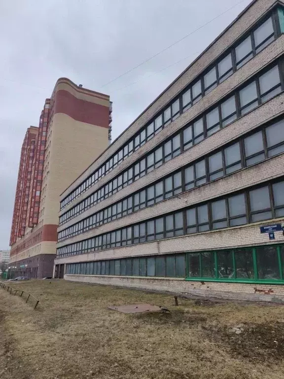 Гараж в Санкт-Петербург Бухарестская ул., 82 (16 м) - Фото 1