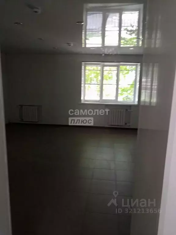 Помещение свободного назначения в Саратовская область, Петровск ... - Фото 1