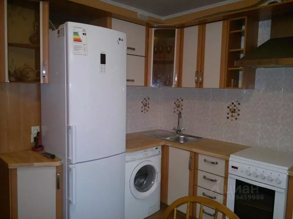 3-к кв. Москва Сиреневый бул., 40К2 (68.0 м) - Фото 1