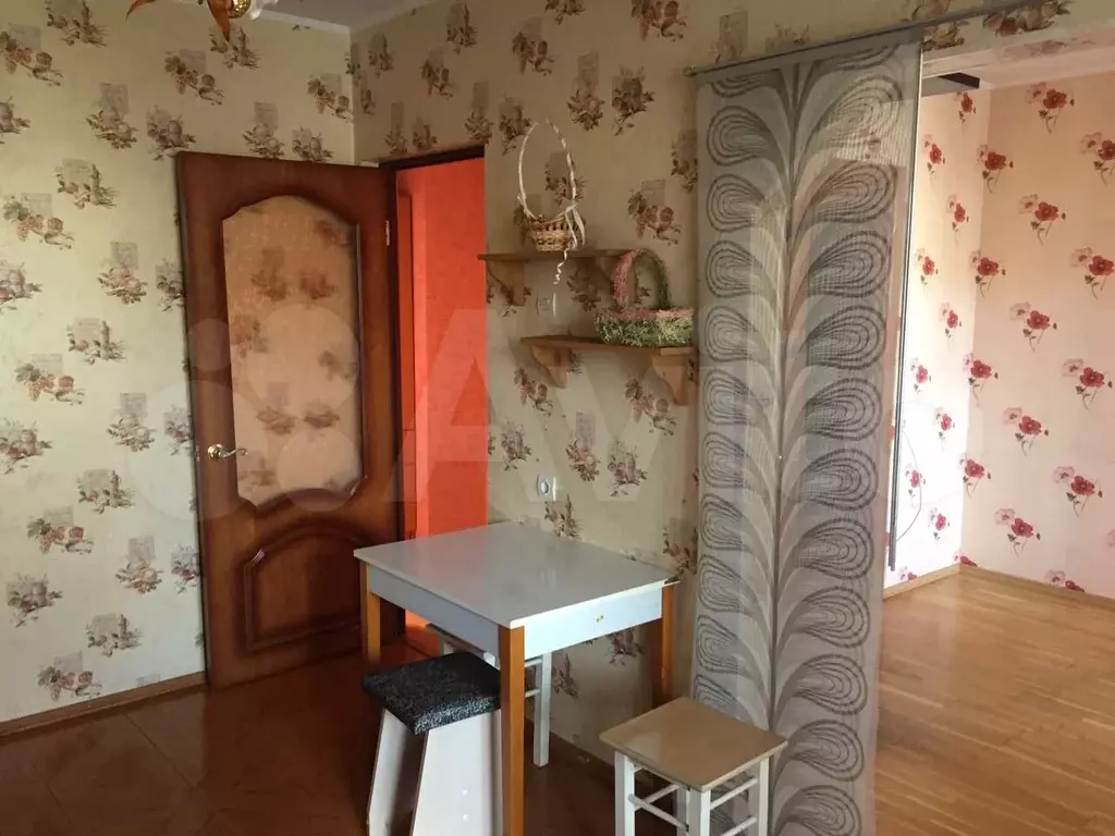 2-к. квартира, 70 м, 4/8 эт. - Фото 1