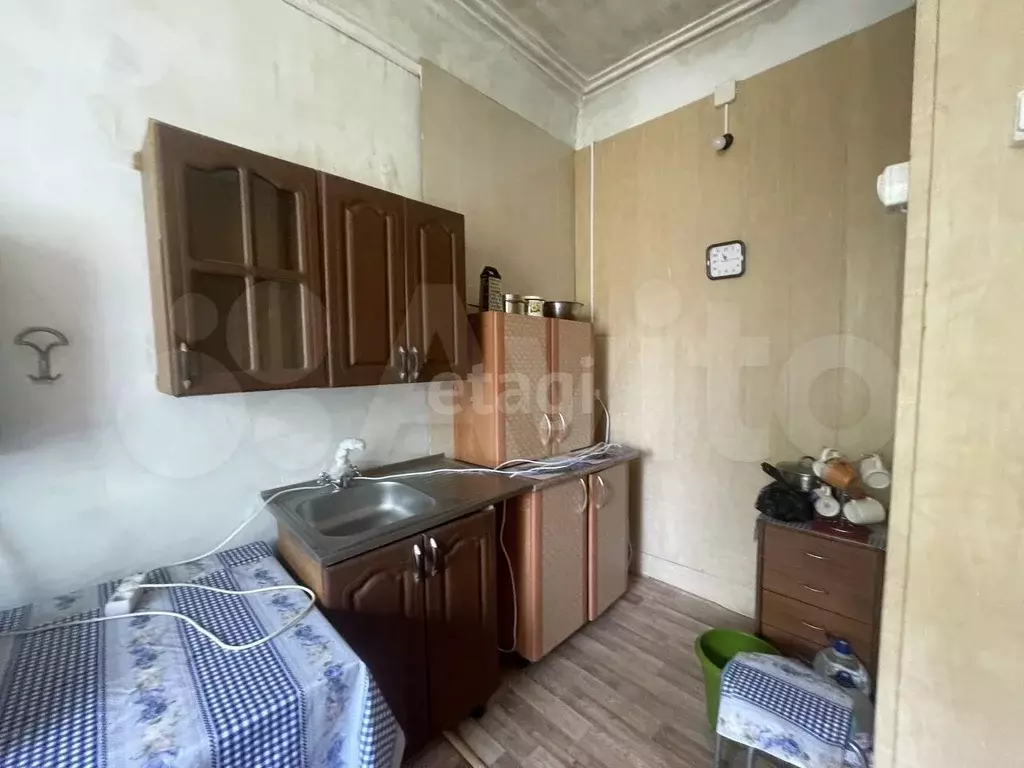 Комната 86 м в 4-к, 4/4 эт. - Фото 1