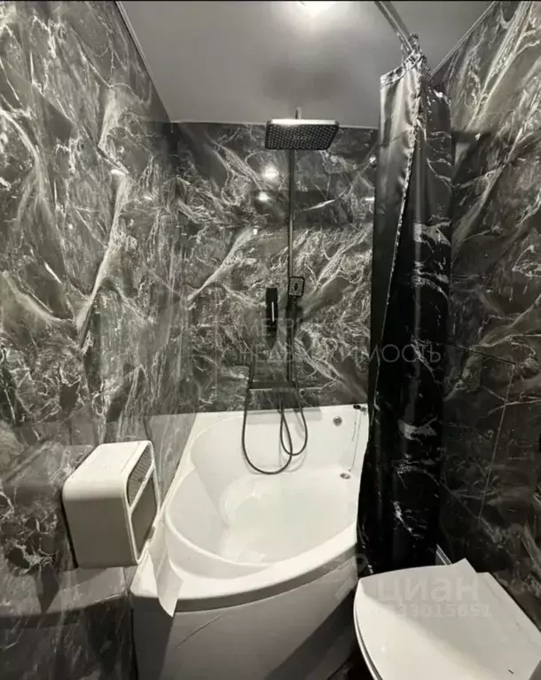 2-к кв. Тюменская область, Тюмень ул. Бабарынка, 16б (30.1 м) - Фото 1