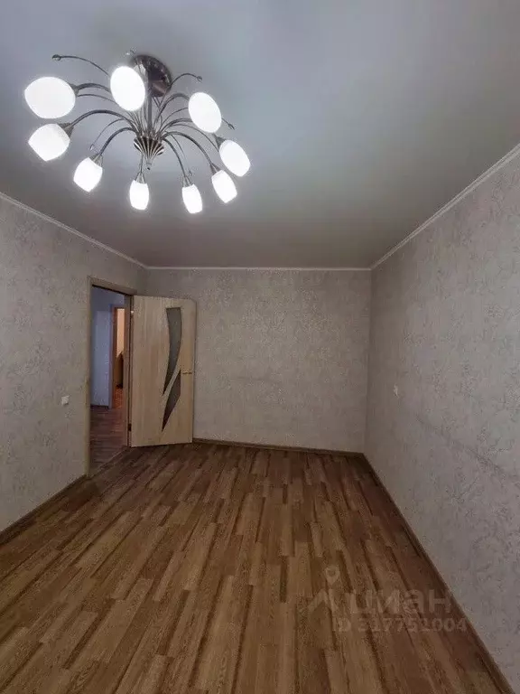 3-к кв. Оренбургская область, Орск Новый город мкр, ул. ... - Фото 0