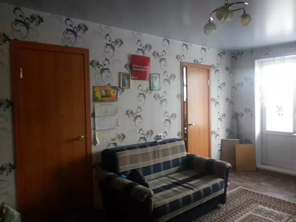 Продаётся 4-к квартира, 61 м - Фото 0