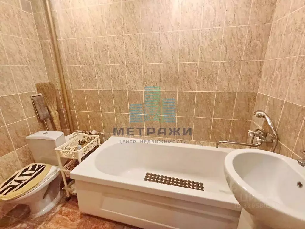 3-к кв. Калужская область, Калуга бул. Сиреневый, 18 (69.0 м) - Фото 1