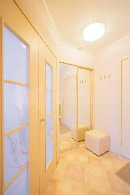 1-к кв. Тюменская область, Тюмень ул. Василия Гольцова, 8 (35.0 м) - Фото 0