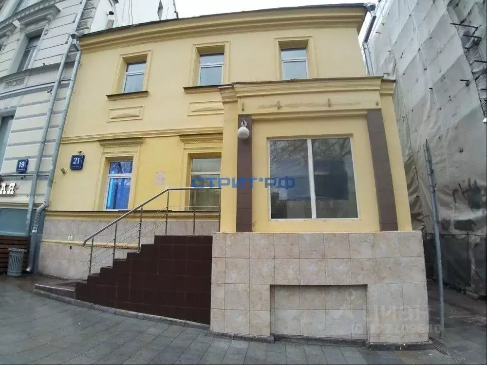 Помещение свободного назначения в Москва Малая Бронная ул., 4 (720 м) - Фото 1