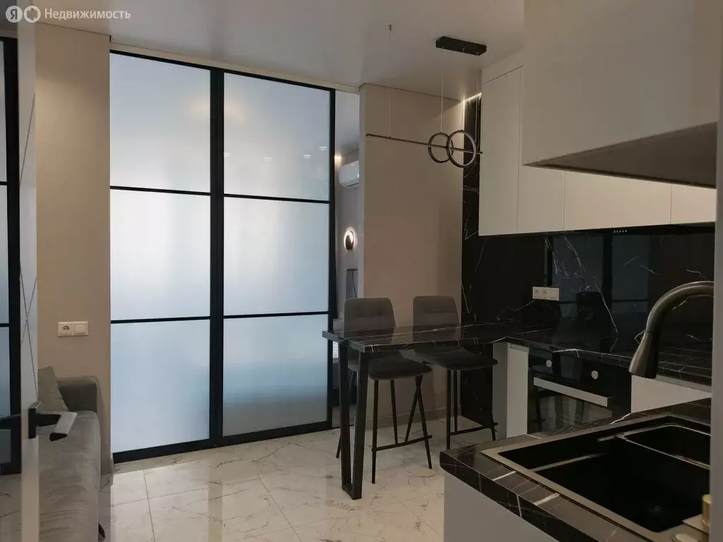 Квартира-студия: Ростов-на-Дону, Нахичевань, улица 26-я Линия, 35 (35 ... - Фото 1