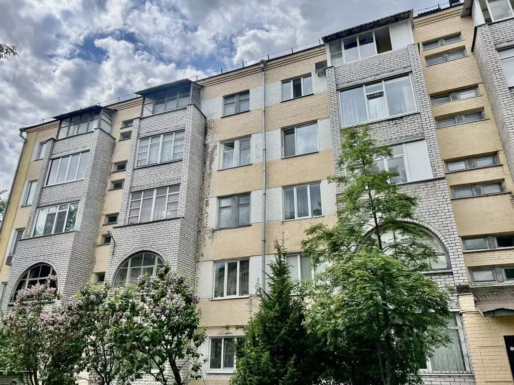 1-к кв. Брянская область, Брянск бул. 50 лет Октября, 9 (43.0 м) - Фото 0