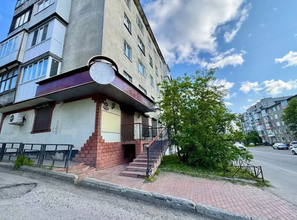 Помещение свободного назначения в Мурманская область, Мурманск ул. ... - Фото 1