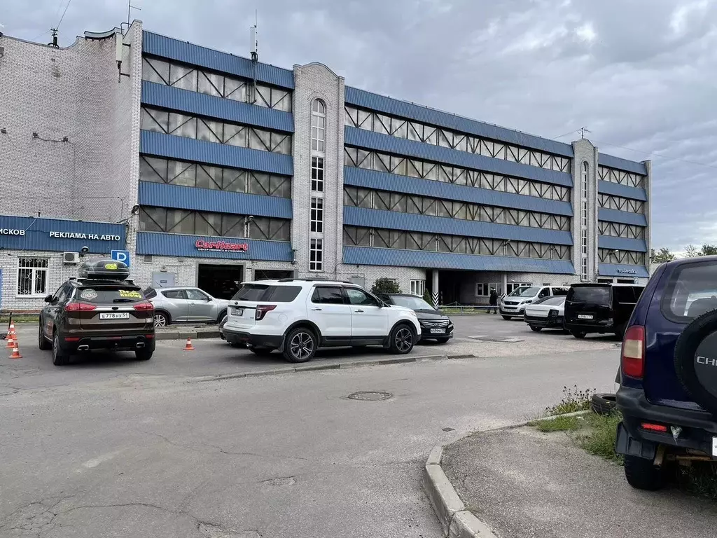 Гараж в Санкт-Петербург Школьная ул., 73к2 (20 м) - Фото 0