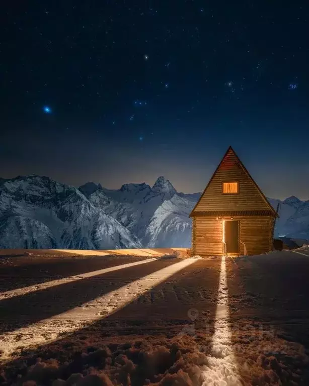 Дом в Карачаево-Черкесия, Карачаевский район, Горнолыжного комплекса ... - Фото 0